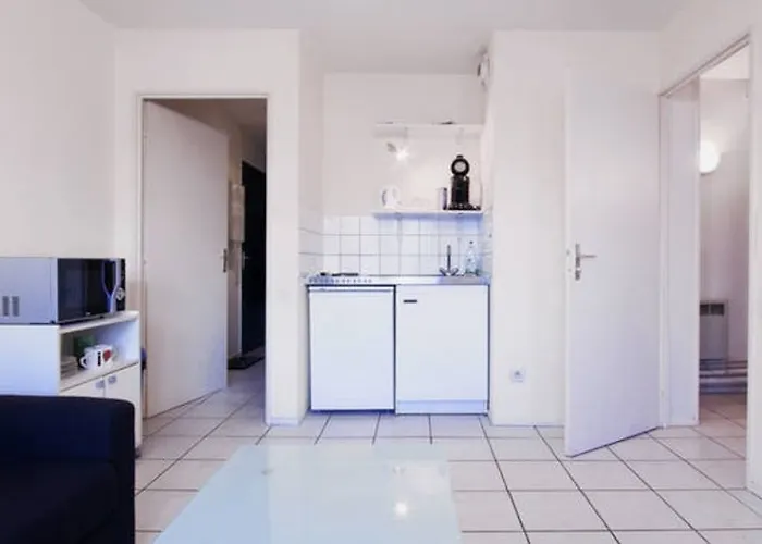 Sleep In Quartier De Purpan * Toulouse